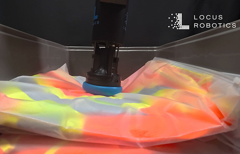 Locus Array expands picking ability with Nexera Robotics’ NeuraGrasp Locus-Nexera-Orange-Poly-Bag-copy – Robótica, Inteligencia Artificial, Automatización