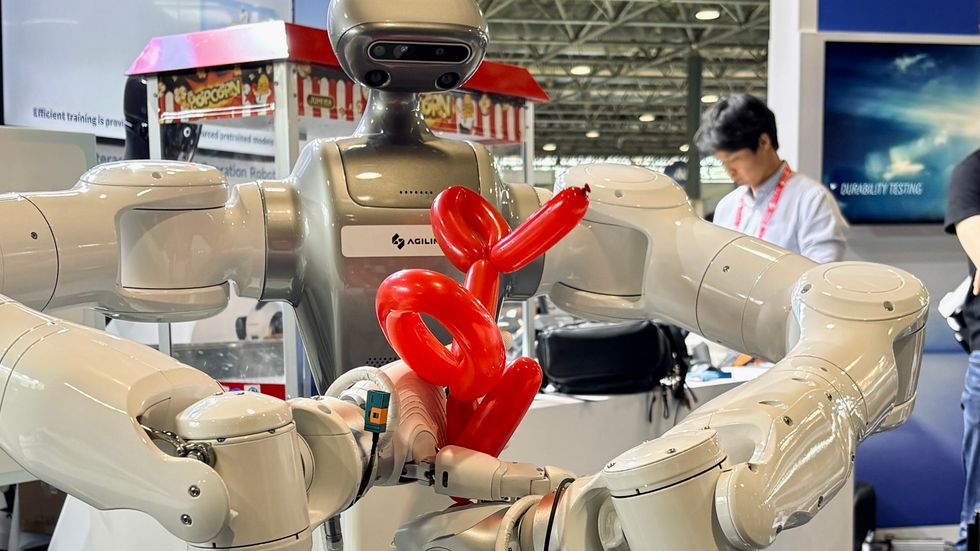 Beyond Dexterity: Why Contact May Define the Next Era of Robotics robótica latinoamérica - Beyond Dexterity: Why Contact May Define the Next Era of Robotics