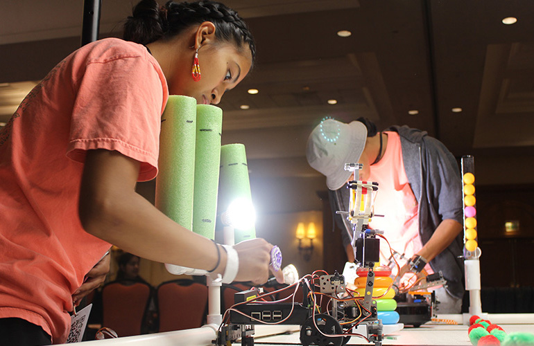 Educación STEM en el aula, introduciendo BotBall robótica latinoamérica - Educación STEM en el aula, introduciendo BotBall
